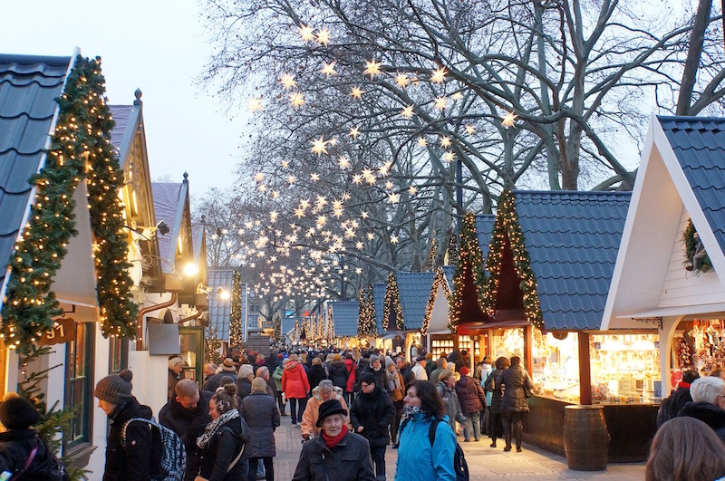 Kerstsprokkelfair Rijperkerk Nostalgische kerstmarkt Mooi Friesland